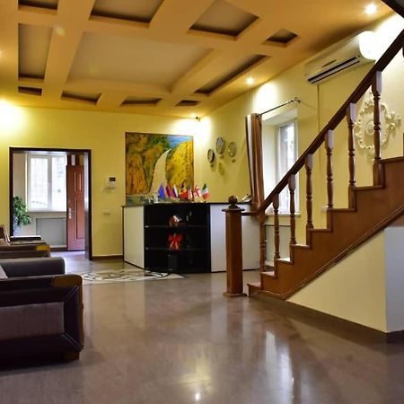 Gyumri Hotel エレバン エクステリア 写真