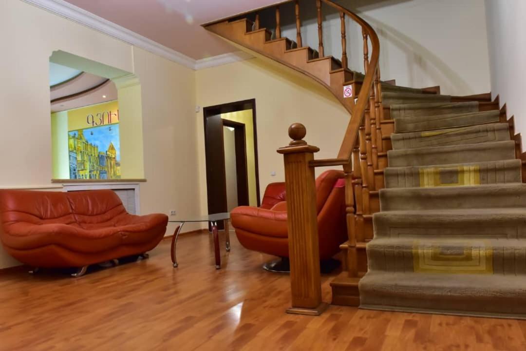 Gyumri Hotel エレバン エクステリア 写真